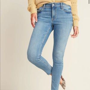 OLD NAVY Super Skinny high-rise TALL light wash jeans.